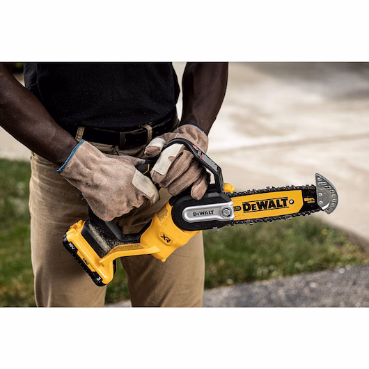 Serra de Poda a Bateria DeWALT DCMPS520P1 – 20 cm 18V XR - Image 5